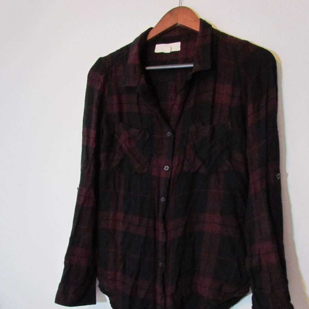 Thread & Supply Woman's Shirt (flannel)